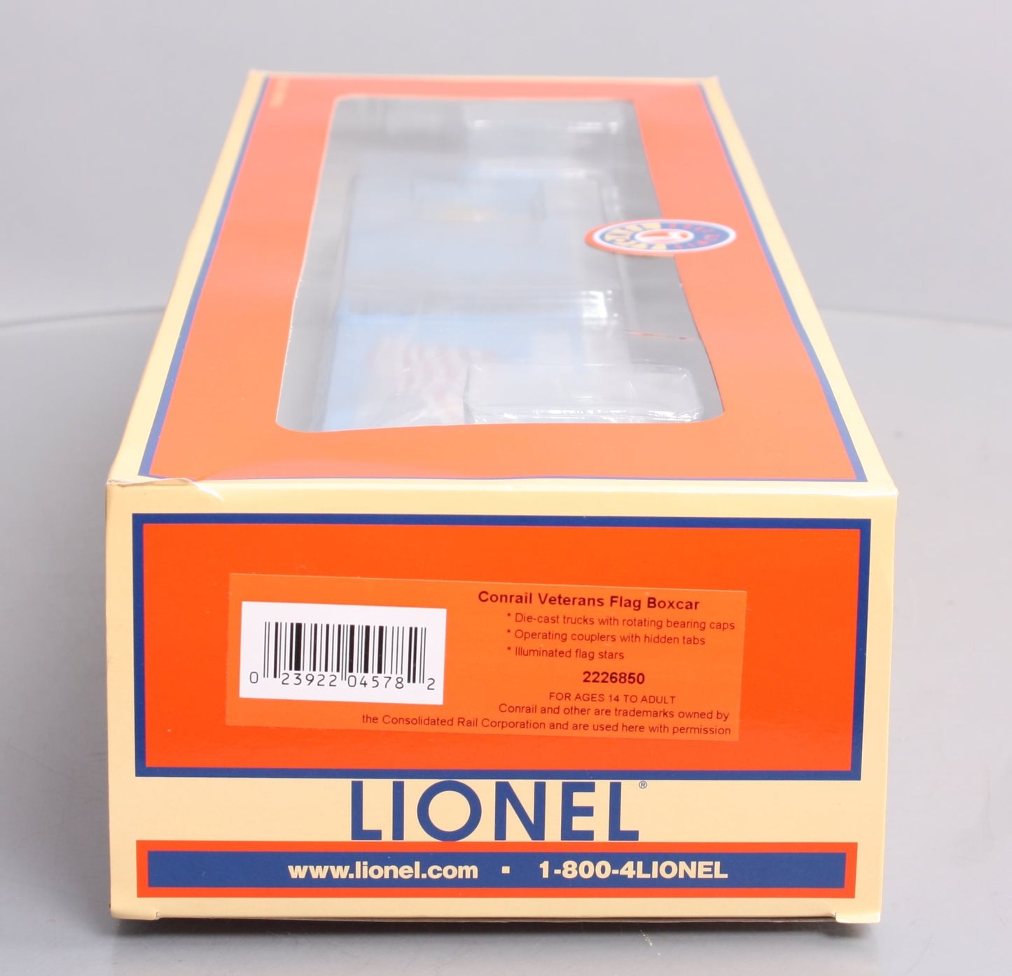 Lionel 2226850 O Gauge Conrail Veterans Illuminated Flag Boxcar #6707