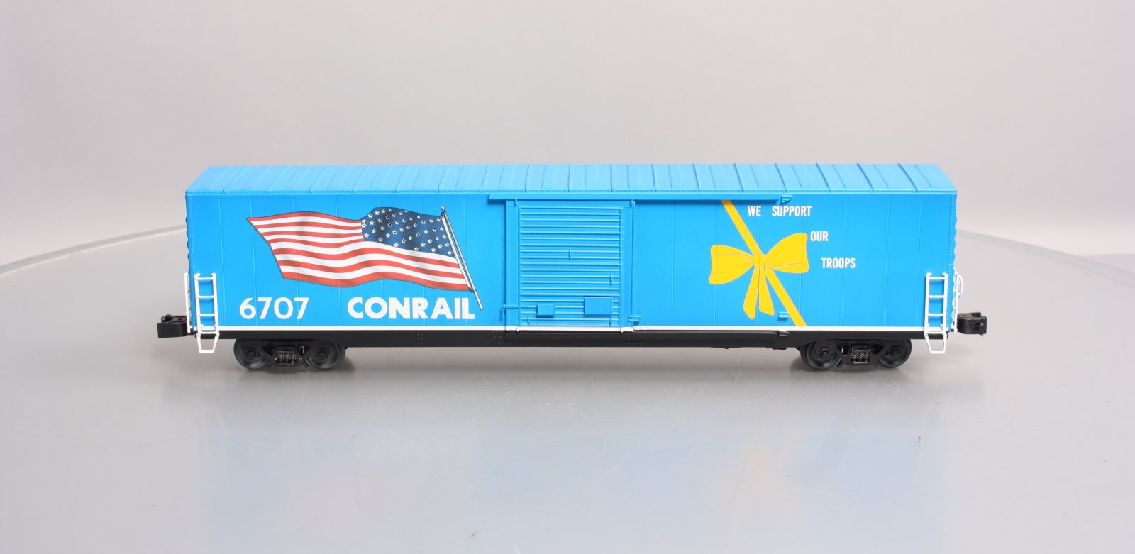 Lionel 2226850 O Gauge Conrail Veterans Illuminated Flag Boxcar #6707