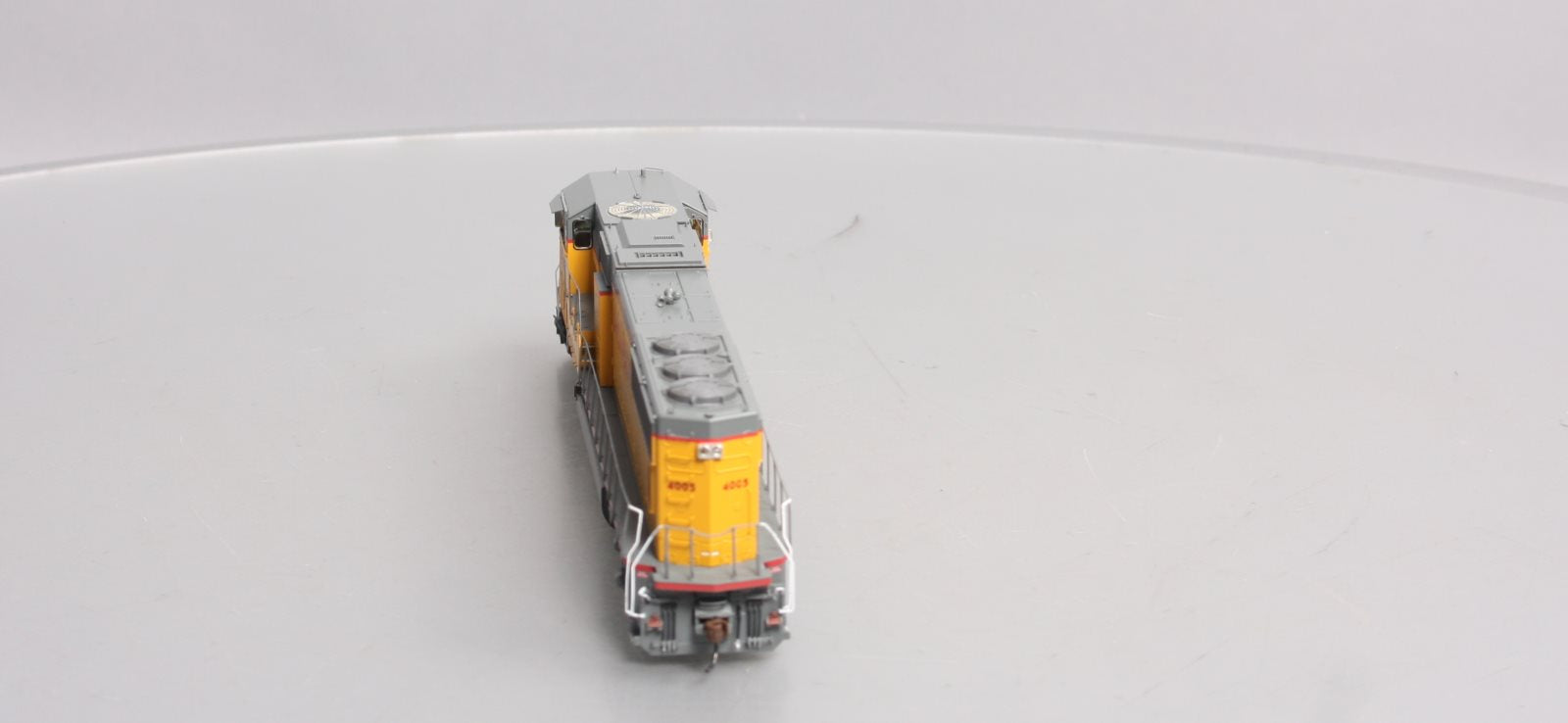 Athearn G69259 HO UP/Red/Frame/Stripe SD70M Diesel Locomotive #4005