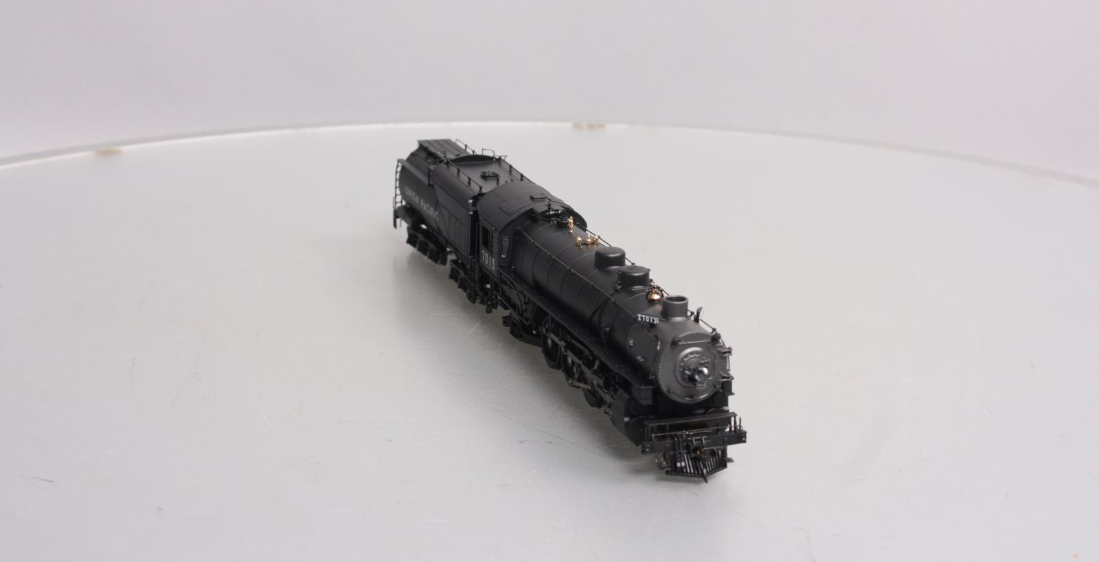 Broadway Limited 2202 HO UP Class MT-73 4-8-2 with Oil Tender #7013 w/ DCC
