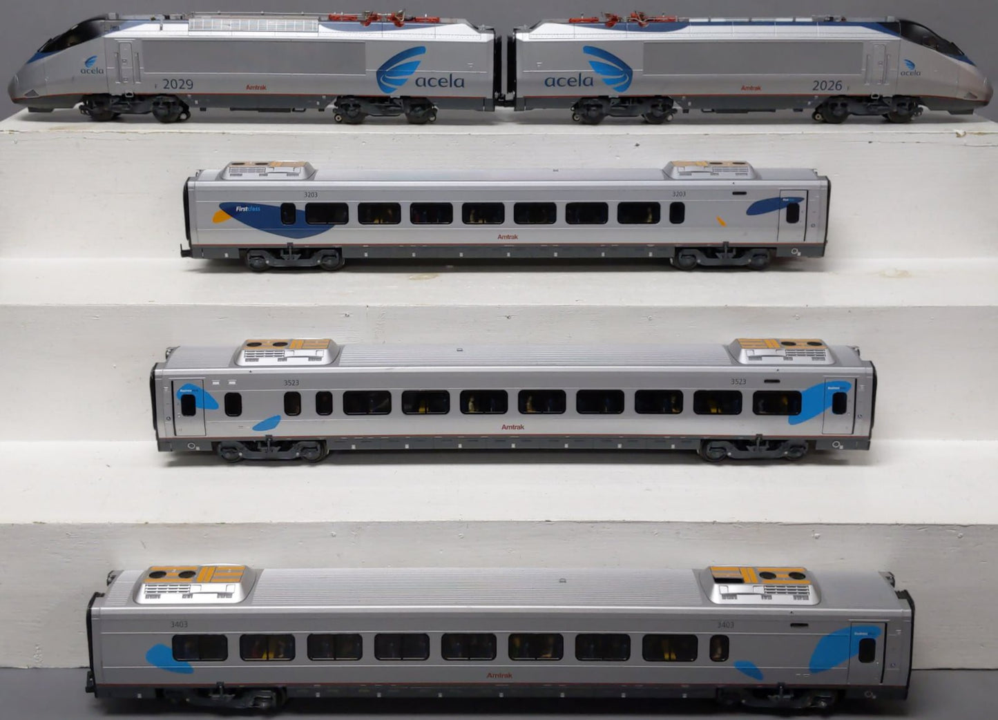 Lionel 6-31714 O Gauge Amtrak Acela Electric Train Set with Railsounds 5.0 EX/Box
