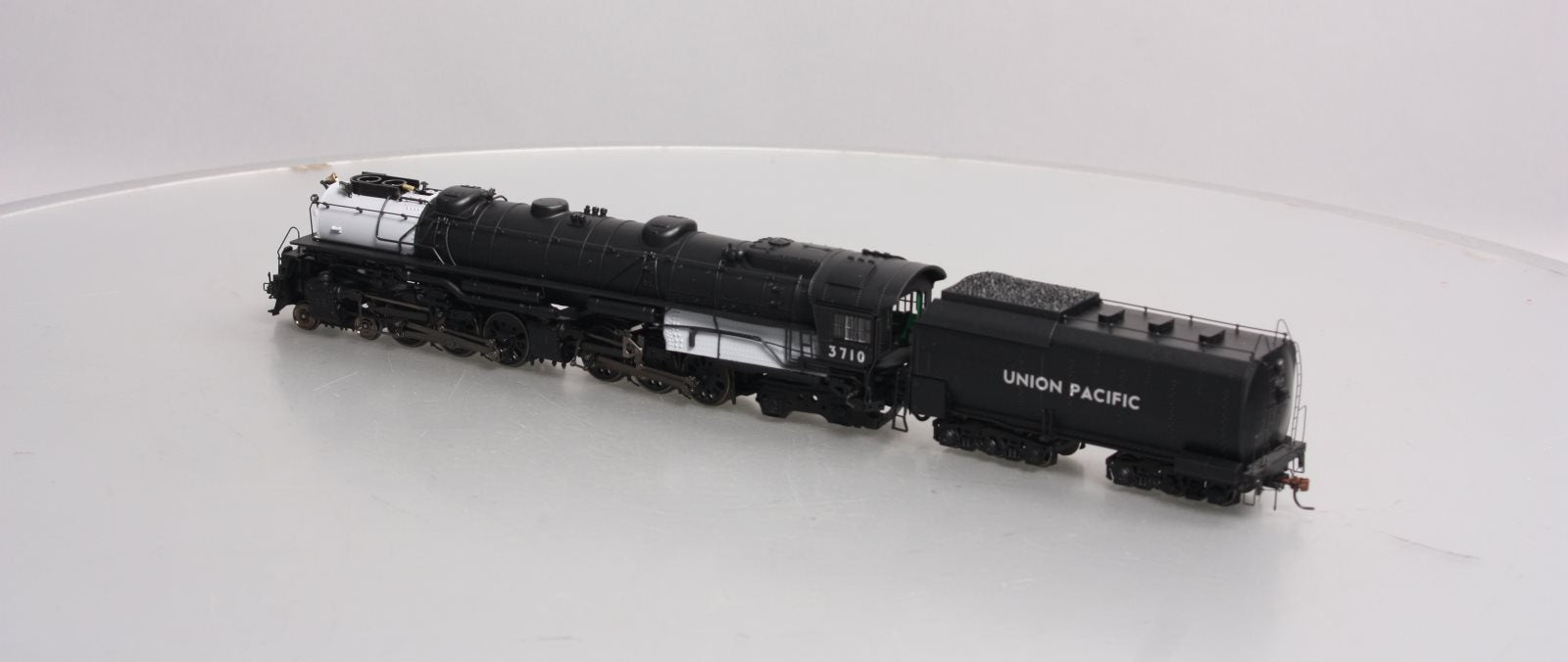 Athearn G97294 HO Union Pacific 4-6-6-4 Coal CSA-1 Class #3710