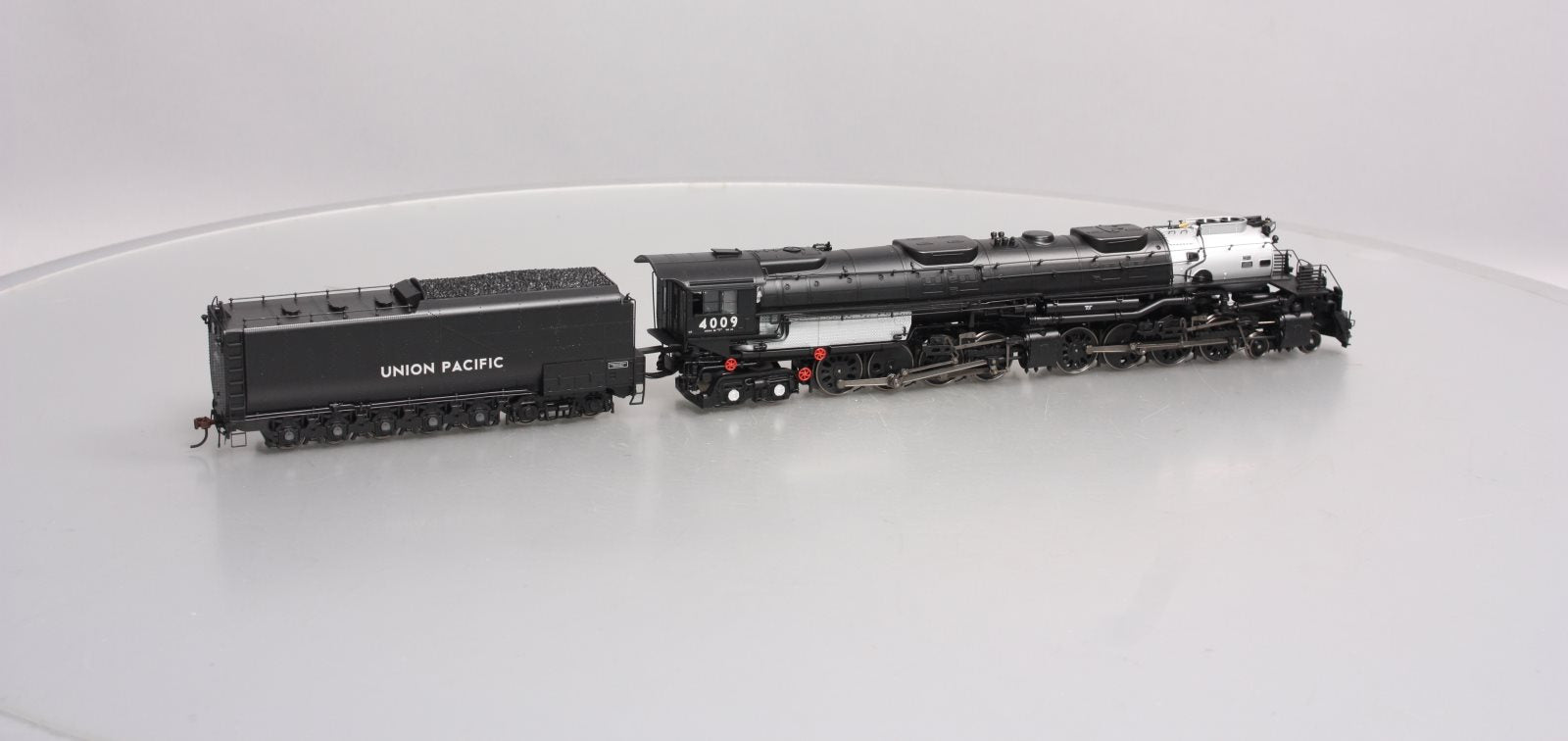 Athearn G9156 HO Union Pacific 4-8-8-4 Big Boy with DCC & Sound #4009