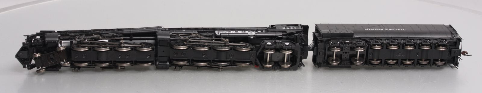 Athearn G9156 HO Union Pacific 4-8-8-4 Big Boy with DCC & Sound #4009