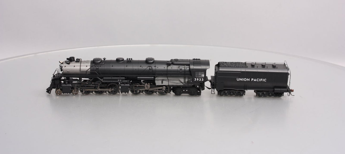 Athearn G97240 HO UP CSA-2 Class 4-6-6-4 Steam Locomotive with DCC/Sound #3923