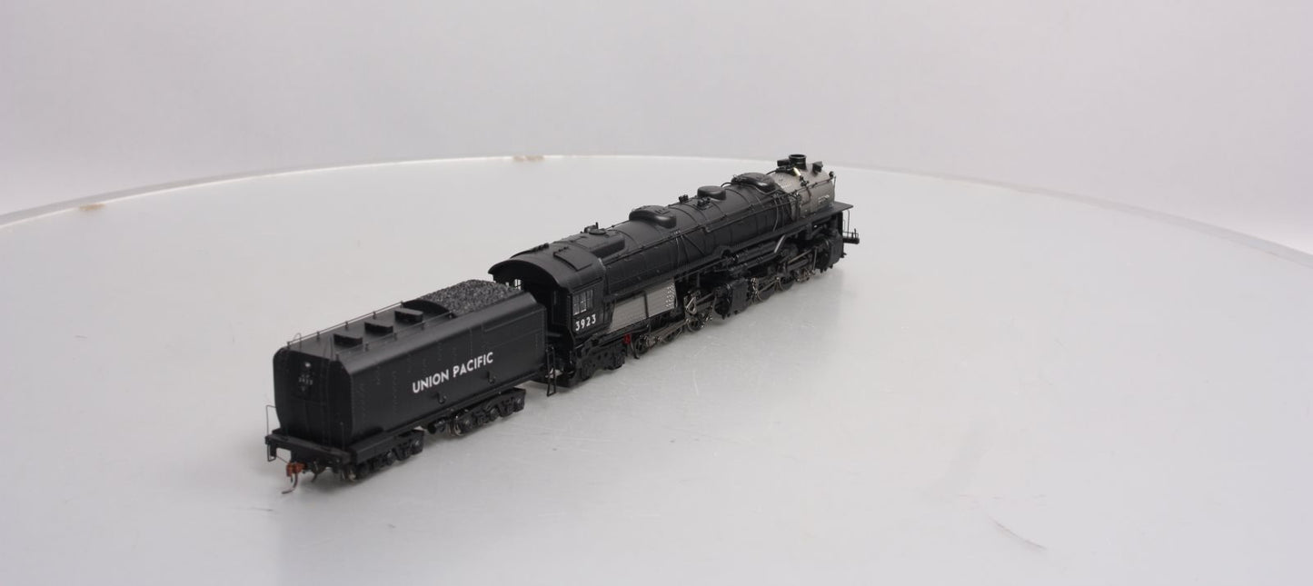 Athearn G97240 HO UP CSA-2 Class 4-6-6-4 Steam Locomotive with DCC/Sound #3923