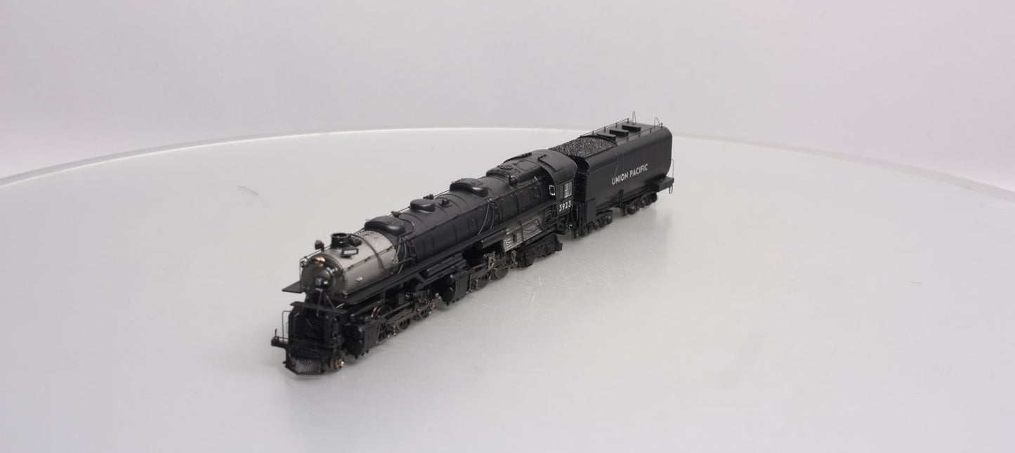 Athearn G97240 HO UP CSA-2 Class 4-6-6-4 Steam Locomotive with DCC/Sound #3923