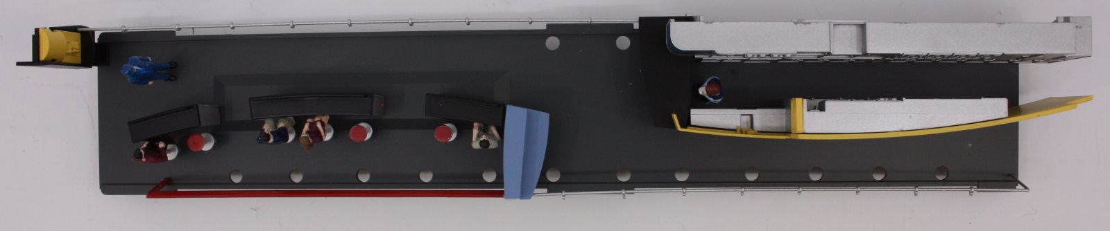 Lionel 15585-25 #3310 Acela Bistro Center Section Interior