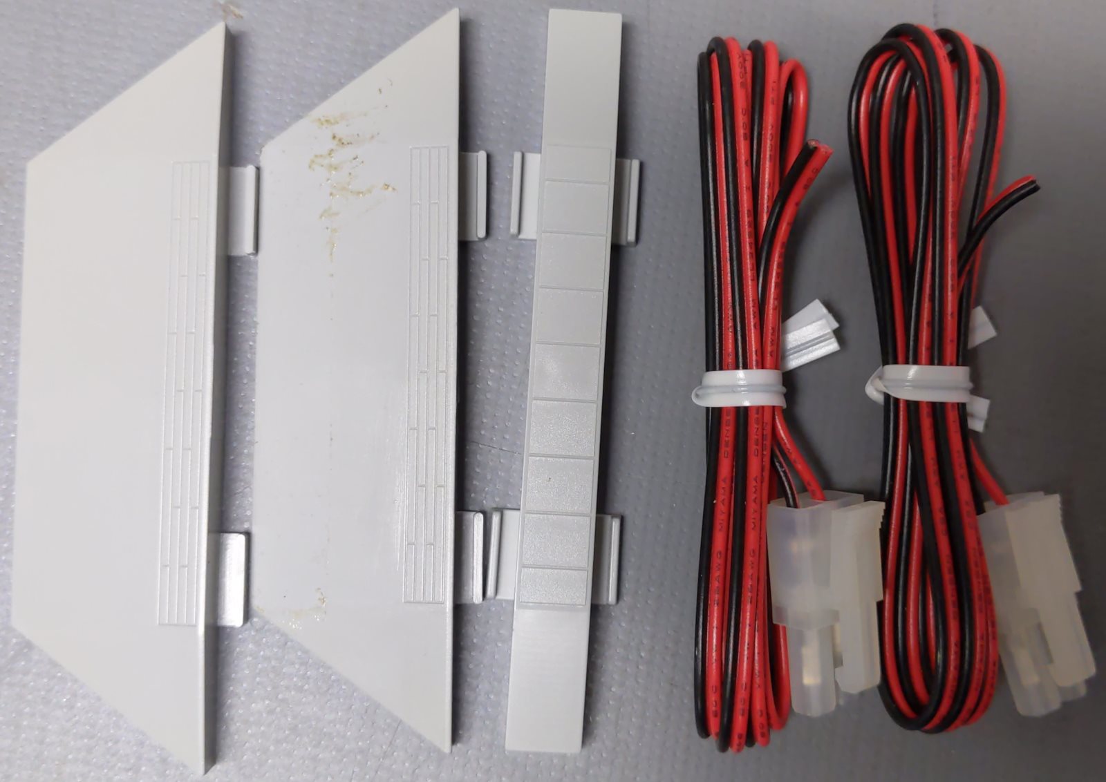 Kato 20-851-1 M2 Basic Oval & Siding Track Pack with Transformer
