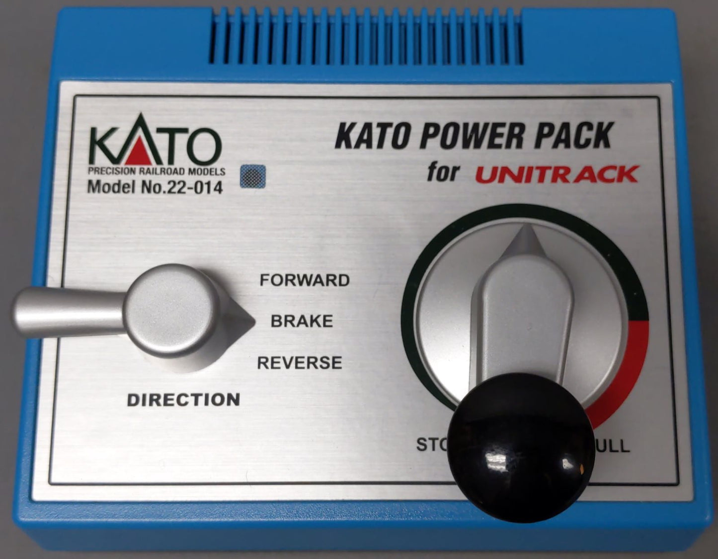 Kato 20-851-1 M2 Basic Oval & Siding Track Pack with Transformer