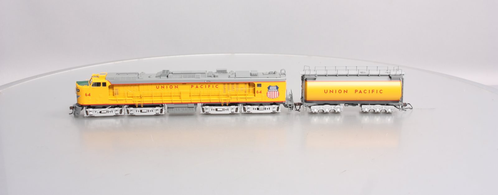 Athearn G41511 HO UP Gas Turbine Diesel Locomotive with Tender DCC & Sound #64