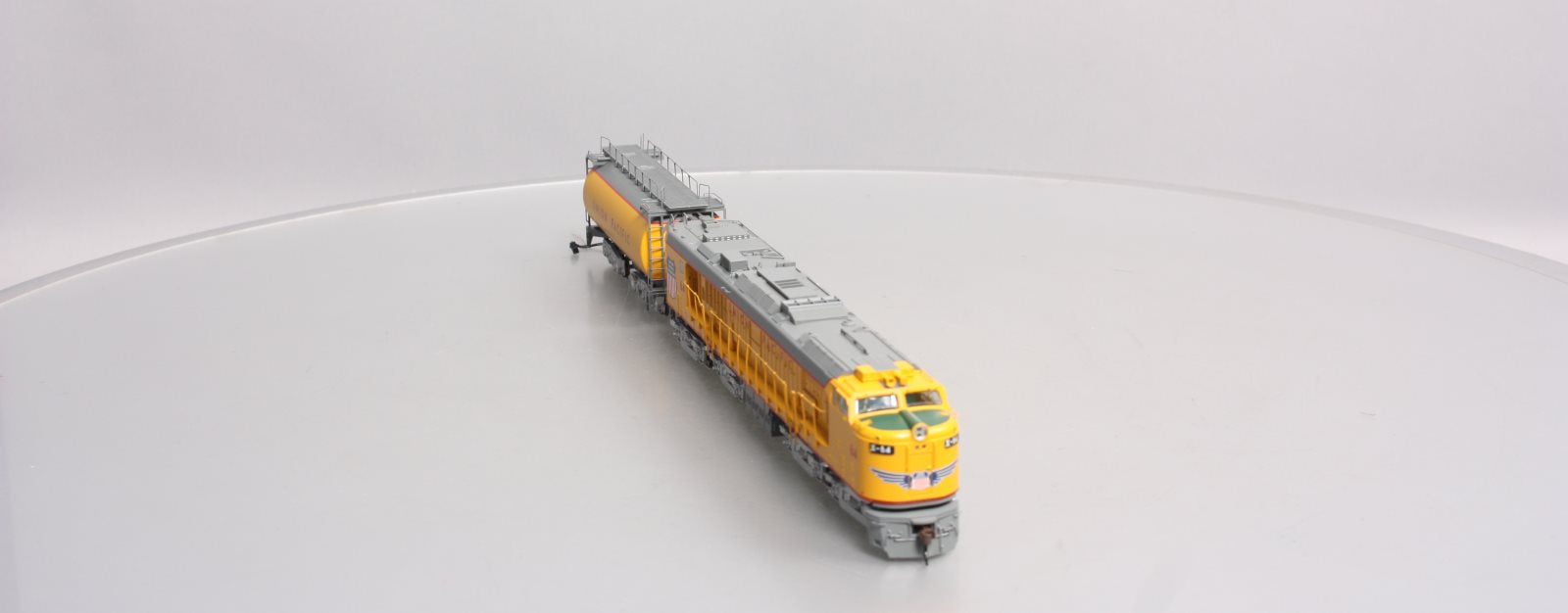 Athearn G41511 HO UP Gas Turbine Diesel Locomotive with Tender DCC & Sound #64