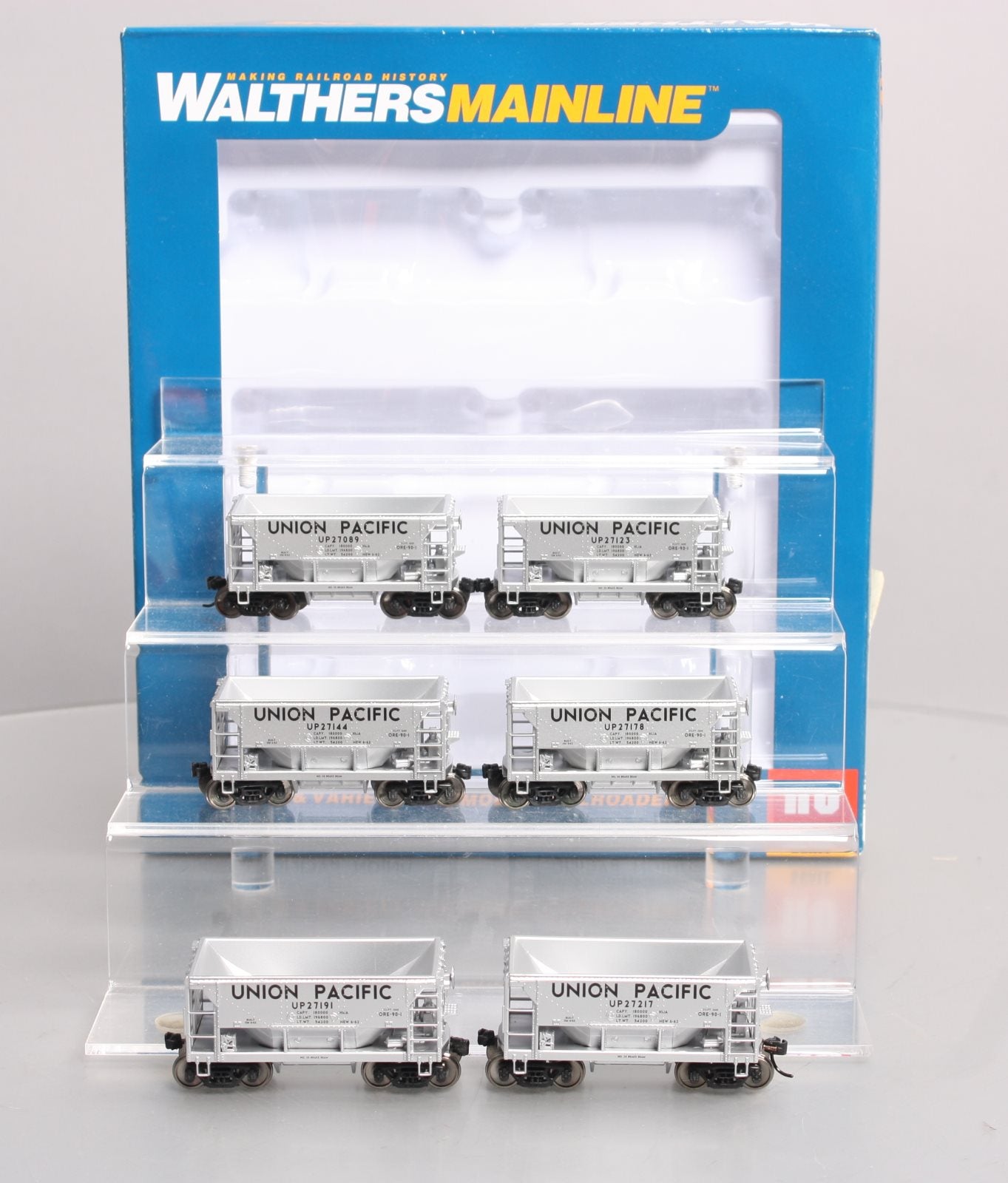 Walthers 910-58012 HO Scale Union Pacific 24' Minnesota Ore Car (Pack of 6)