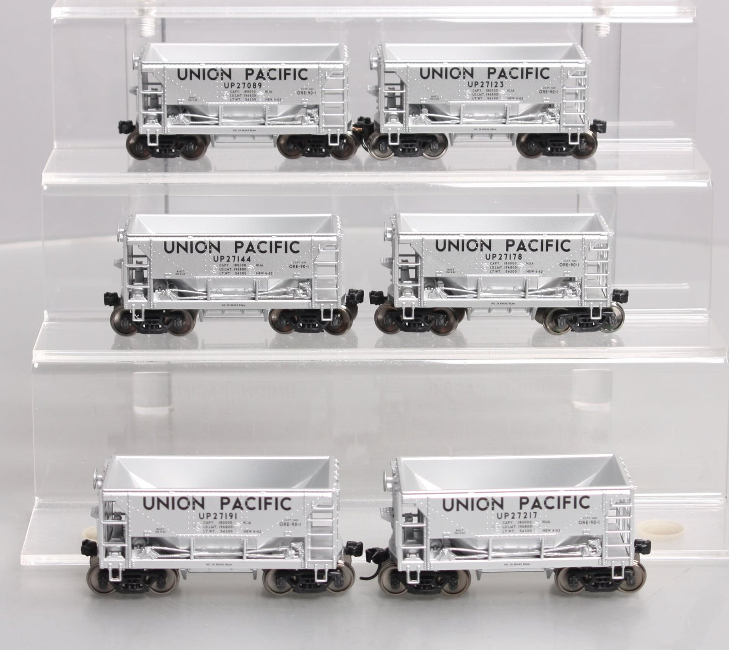 Walthers 910-58012 HO Scale Union Pacific 24' Minnesota Ore Car (Pack of 6)