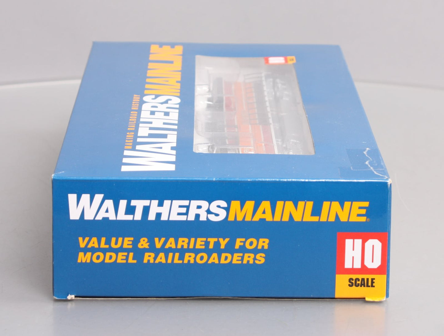 Walthers 910-19823 HO Union Pacific EMD SD70ACe #1996