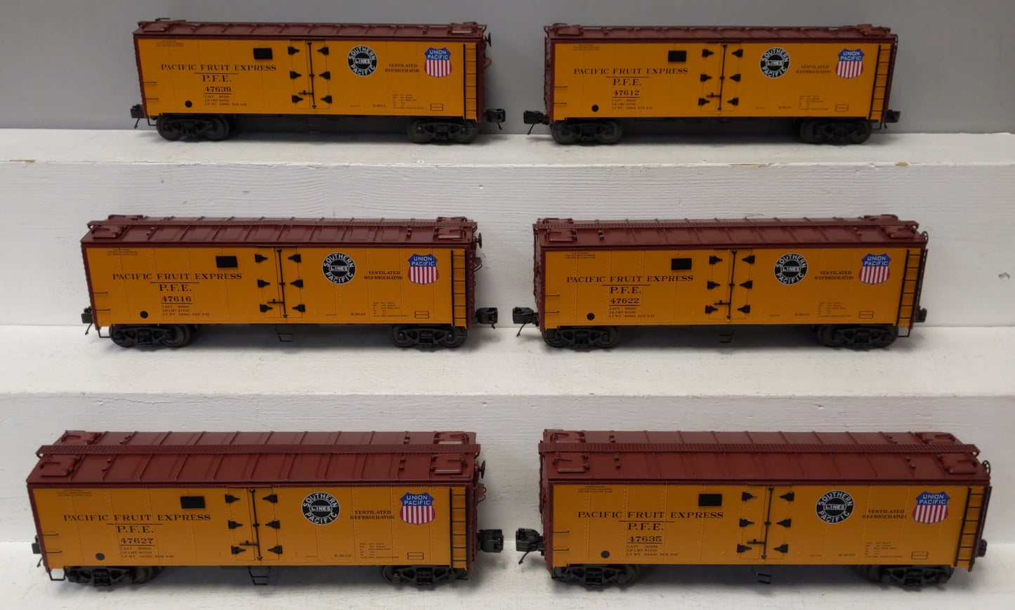 MTH 20-90647 O Pacific Fruit Express 40' Steel Sided Reefer 6-Car Set NIB