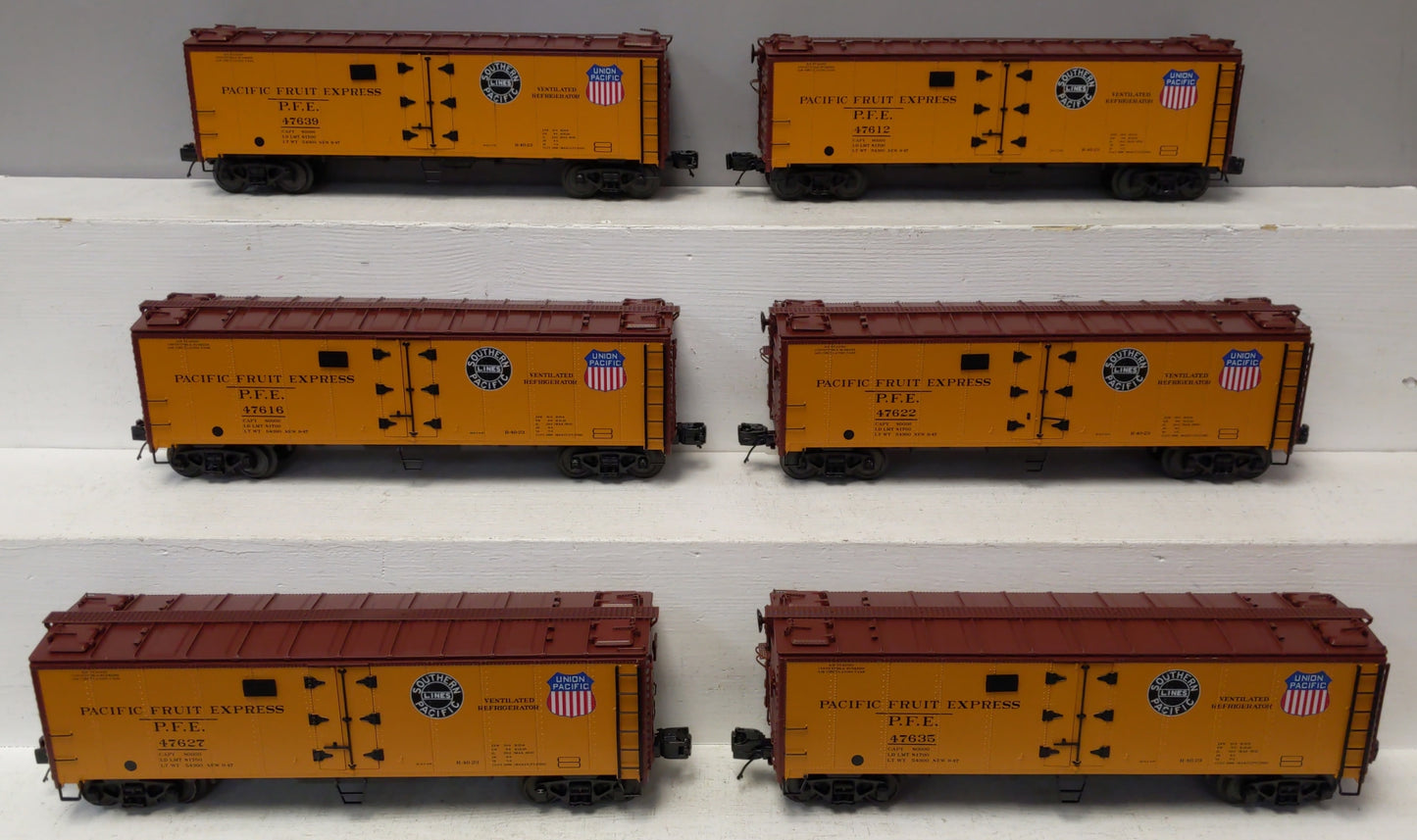 MTH 20-90647 O Pacific Fruit Express 40' Steel Sided Reefer 6-Car Set NIB
