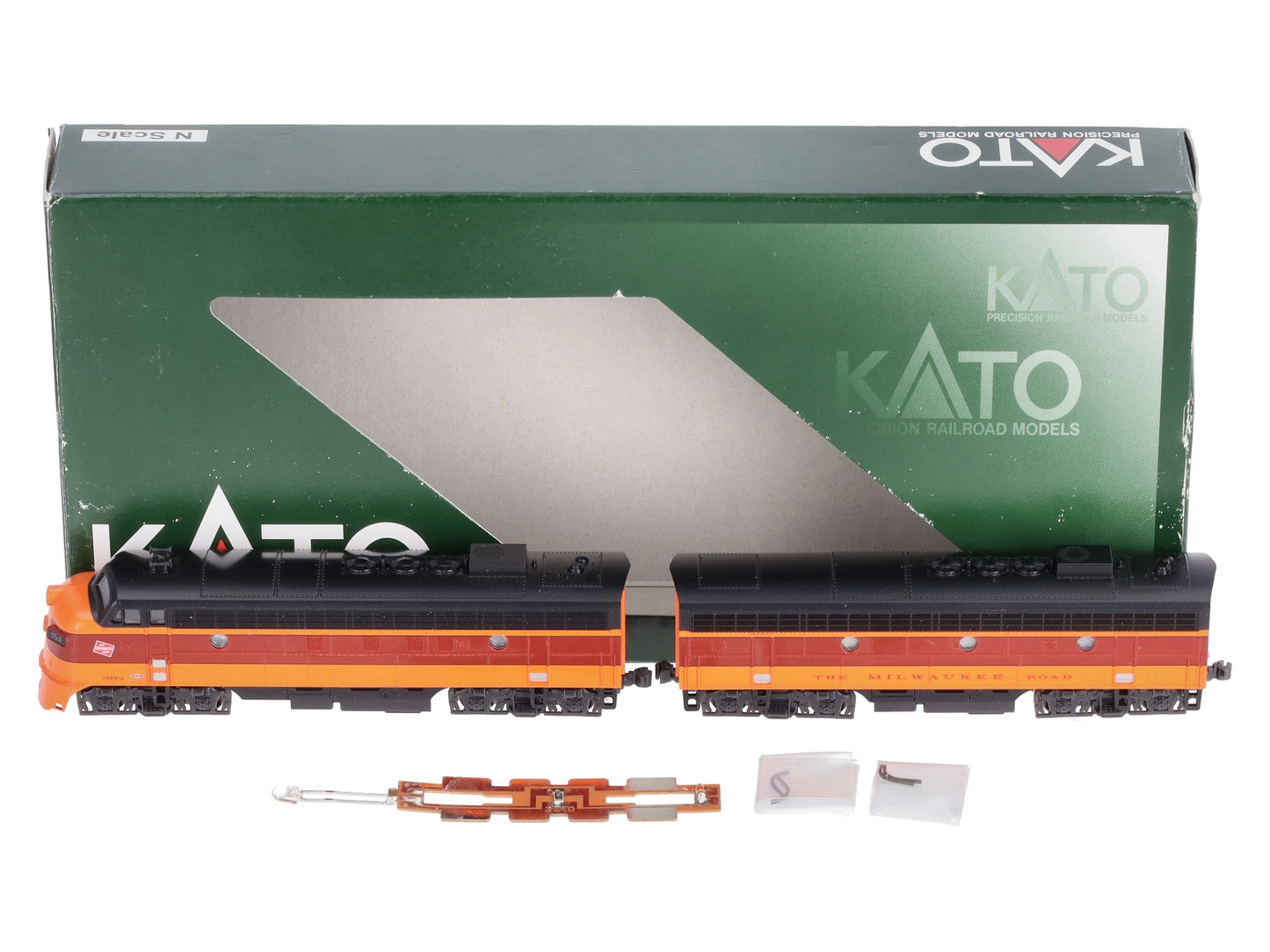 Kato 106-0430-DCC N Milwaukee Road EMD FP7A-F7B Diesel Locomotive DCC