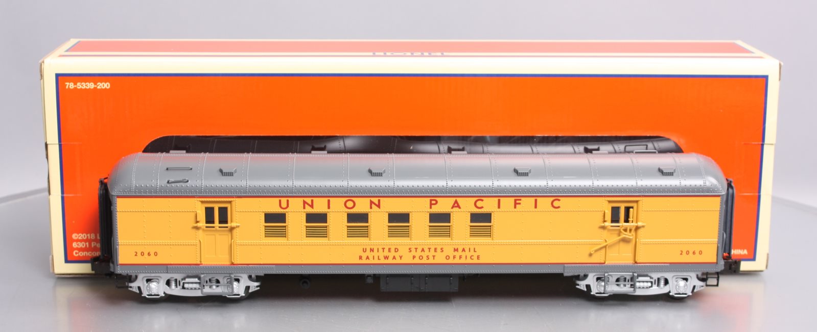 Lionel 6-85347 O Gauge Union Pacific 60' Heavyweight RPO Passenger Car #2060