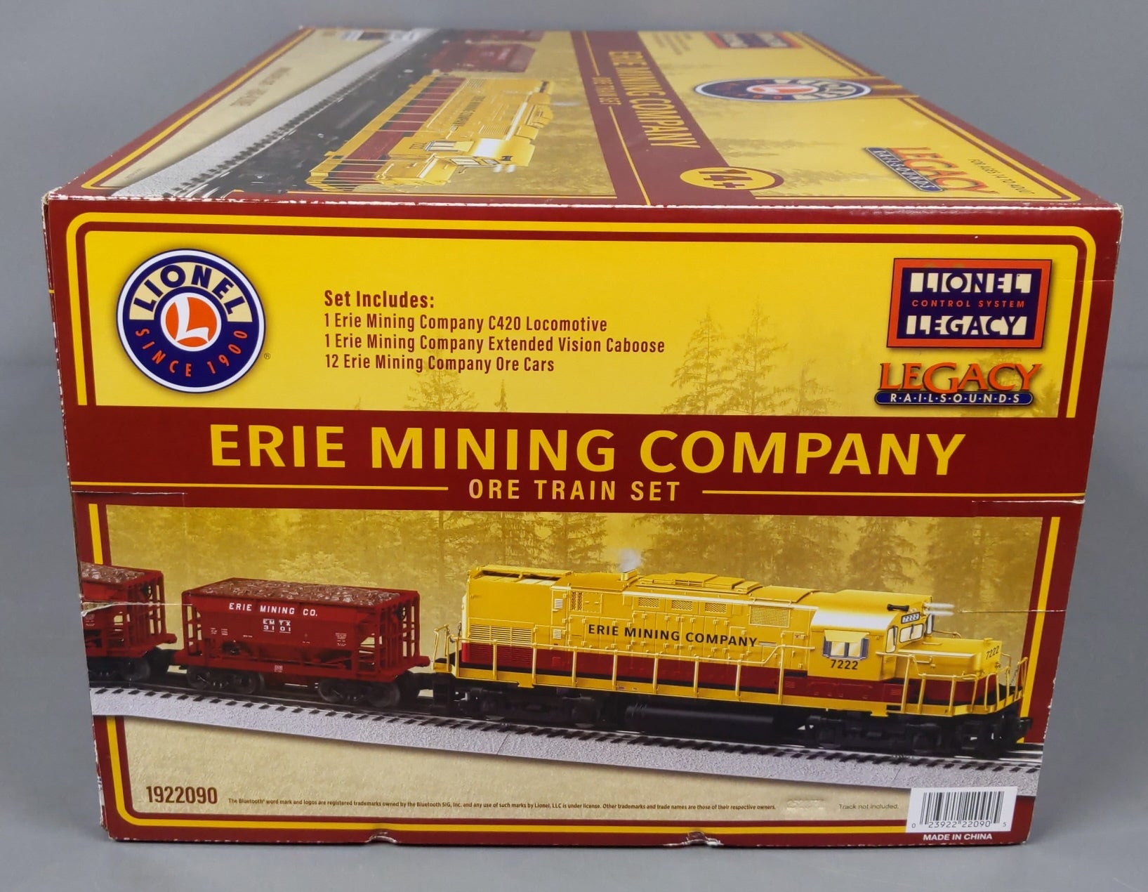 Lionel 1922090 Erie Mining Company O Gauge Diesel Train Set with Bluetooth