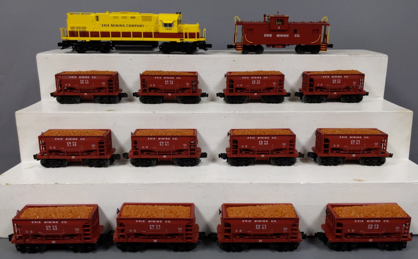 Lionel 1922090 Erie Mining Company O Gauge Diesel Train Set with Bluetooth
