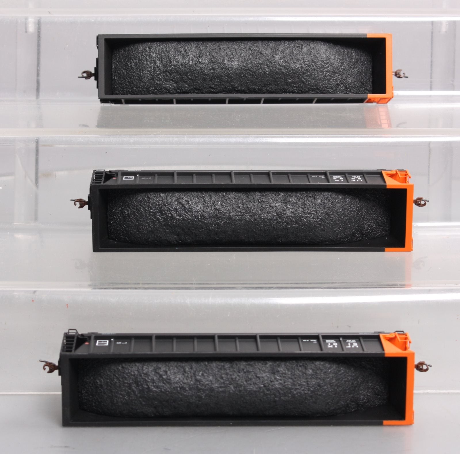 Athearn 97522 HO UFIX RTR Bathtub Gondola w/Coal Load Set of 3