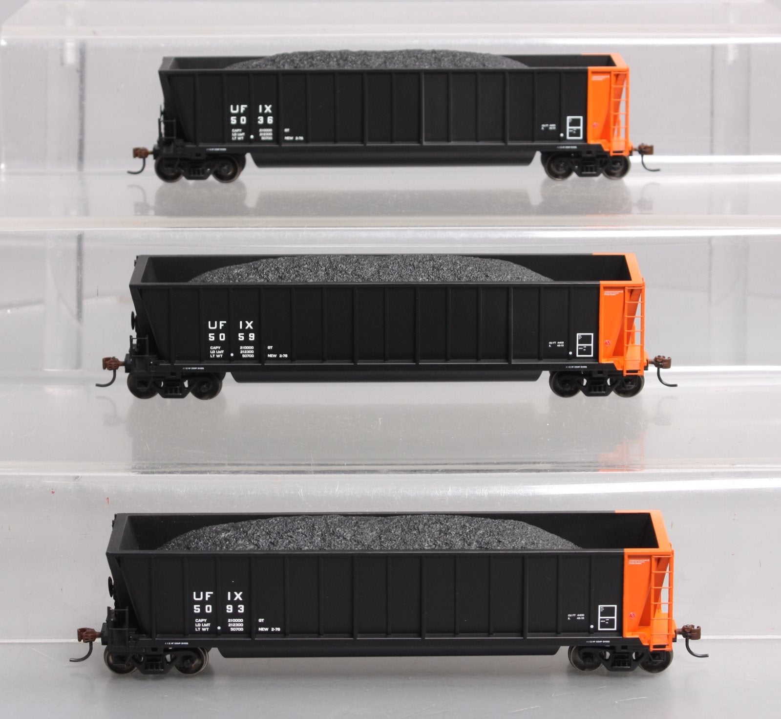 Athearn 97521 HO UFIX RTR Bathtub Gondola w/Coal Load Set of 3