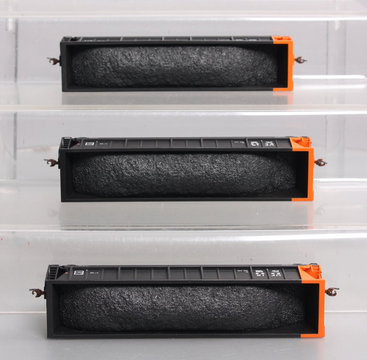 Athearn 97521 HO UFIX RTR Bathtub Gondola w/Coal Load Set of 3