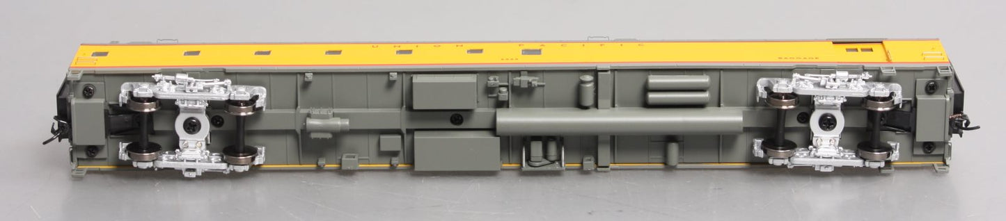 Walthers 920-9541 HO Scale UP ACF Bag-Dorm Passenger Cars #6000