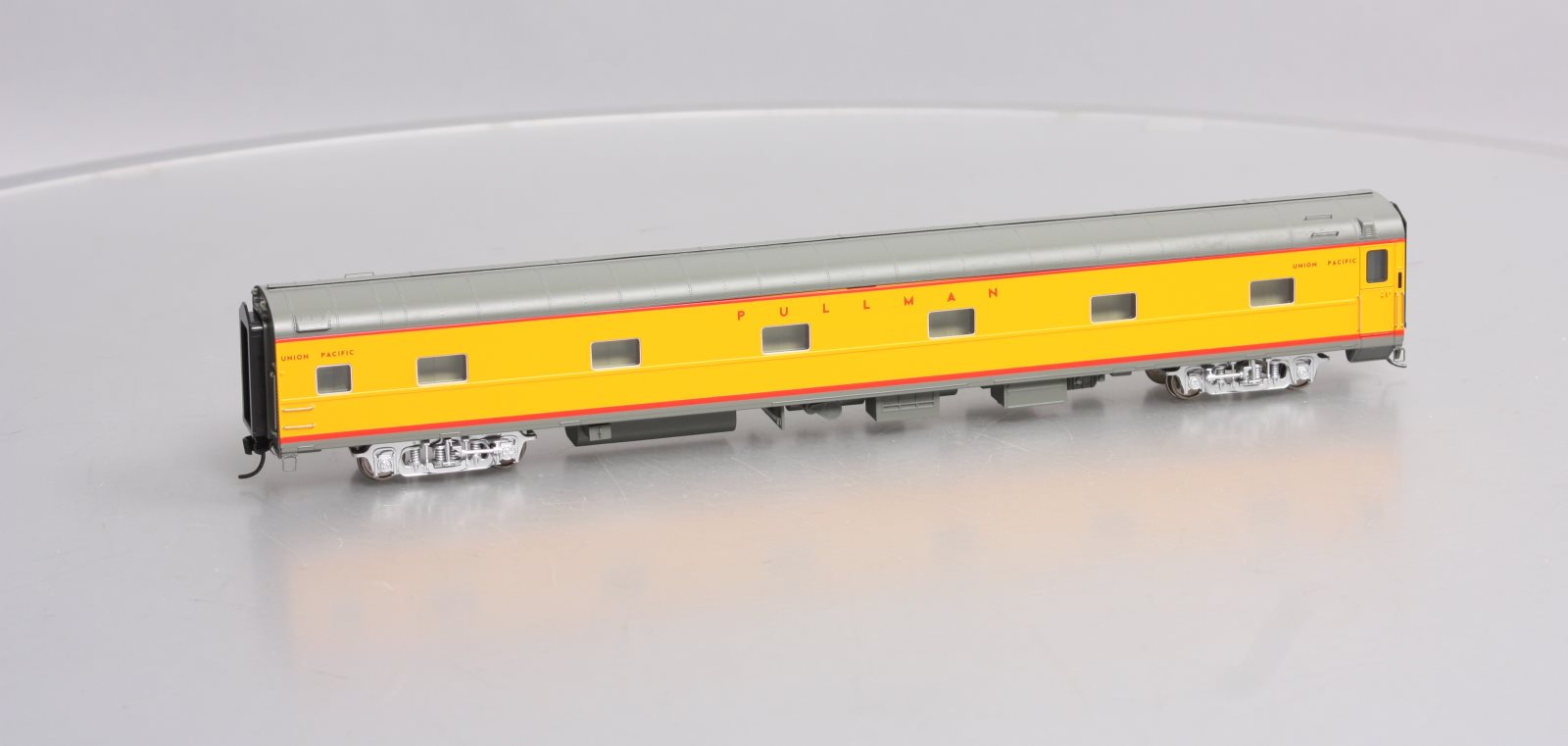 Walthers 920-9538 HO Scale UP 85' P-S Placid Series 11-DB Sleeper Passenger Car
