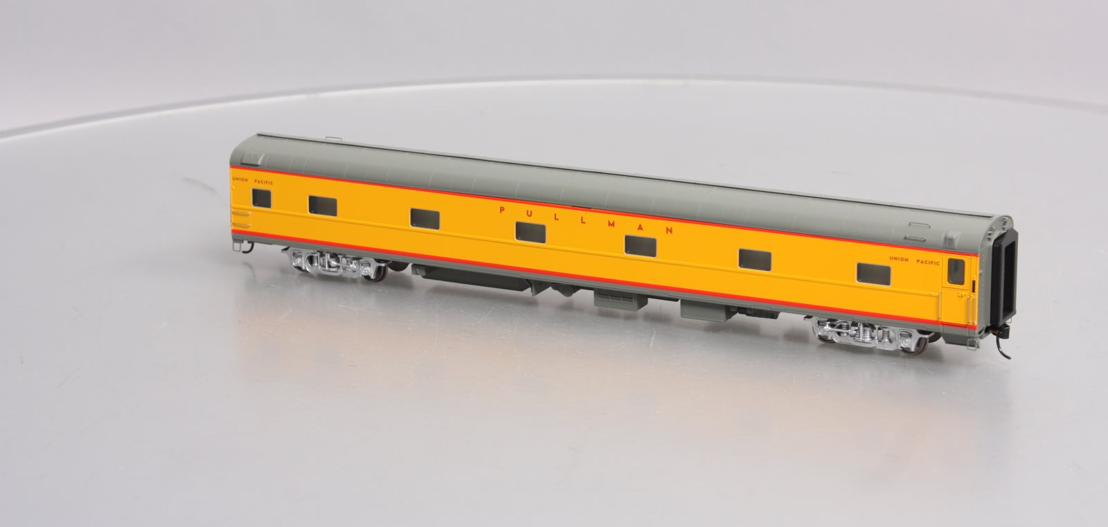 Walthers 920-9538 HO Scale UP 85' P-S Placid Series 11-DB Sleeper Passenger Car