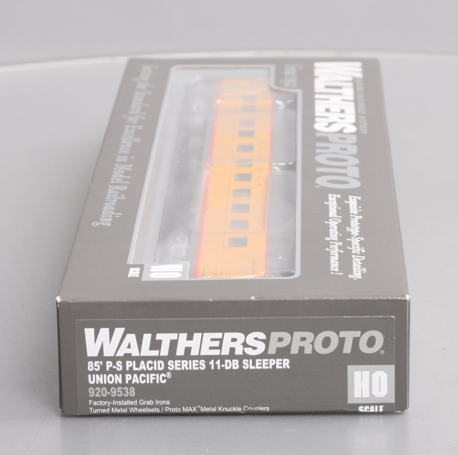 Walthers 920-9538 HO Scale UP 85' P-S Placid Series 11-DB Sleeper Passenger Car