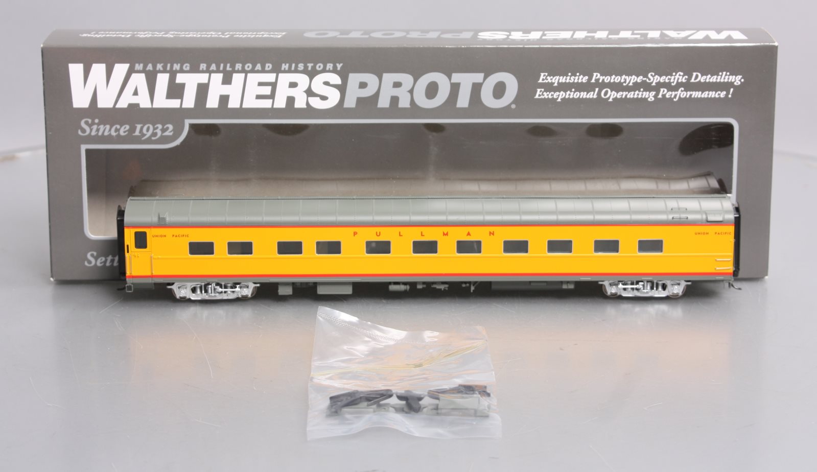 Walthers 920-9538 HO Scale UP 85' P-S Placid Series 11-DB Sleeper Passenger Car