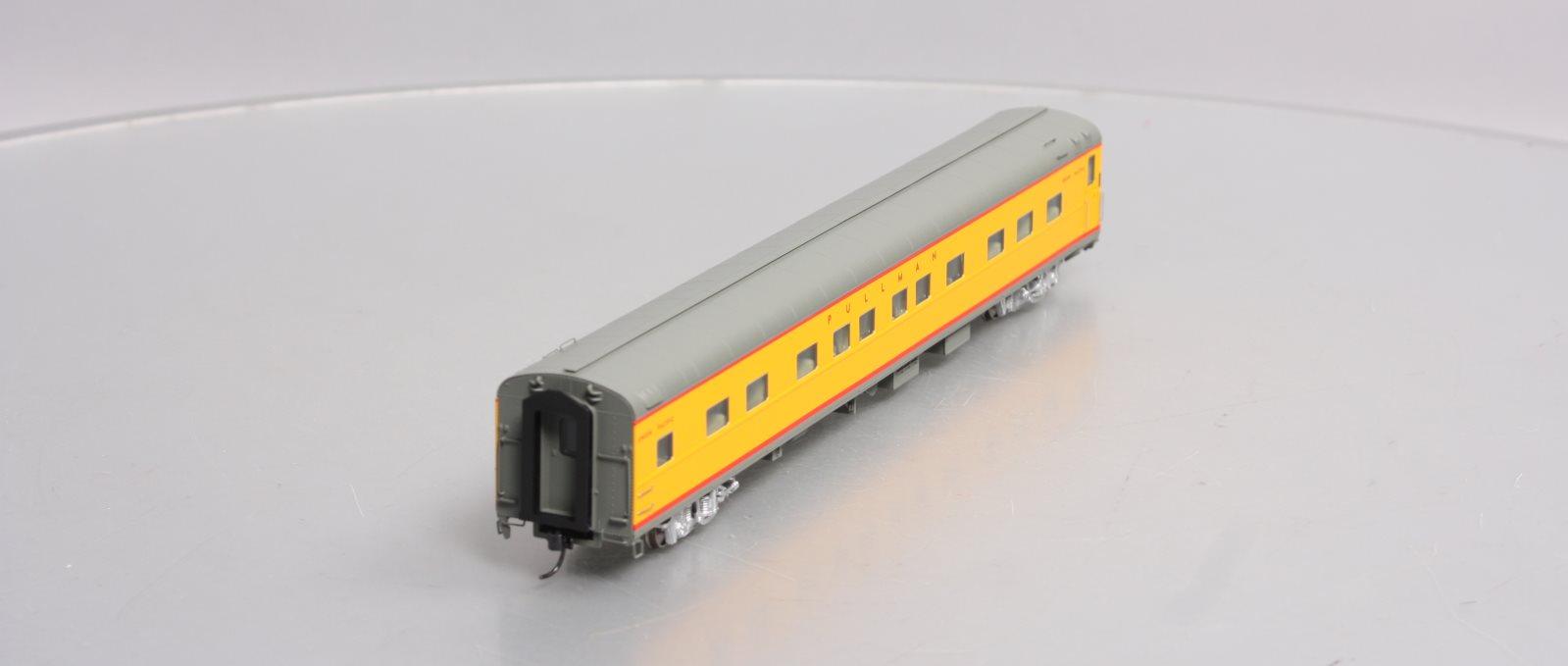 Walthers 920-9539 HO UP City of Los Angeles 85' Pullman-Standard 5-2-2 Sleeper