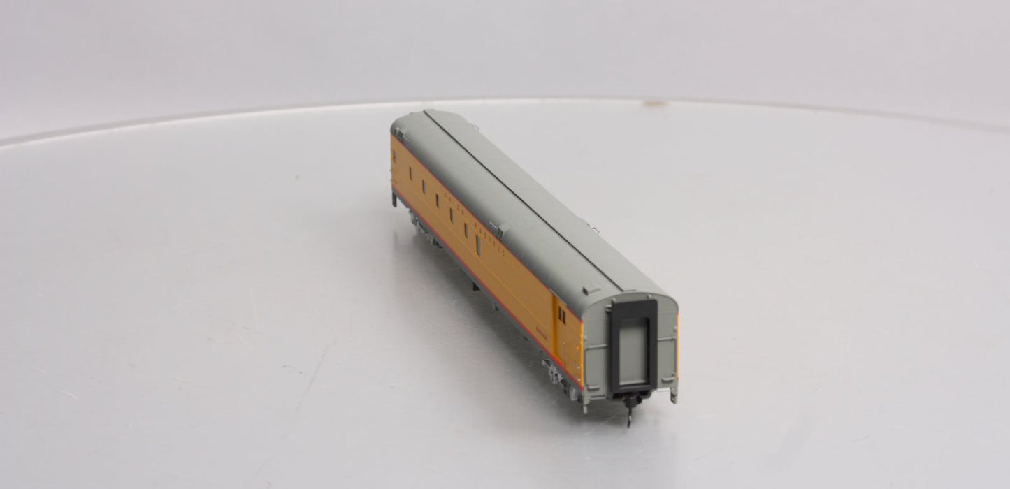 Walthers 920-9531 HO Scale Union Pacific 85' ACF Baggage-Dormitory Car