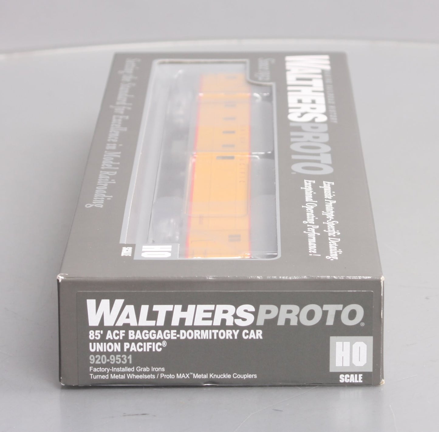 Walthers 920-9531 HO Scale Union Pacific 85' ACF Baggage-Dormitory Car