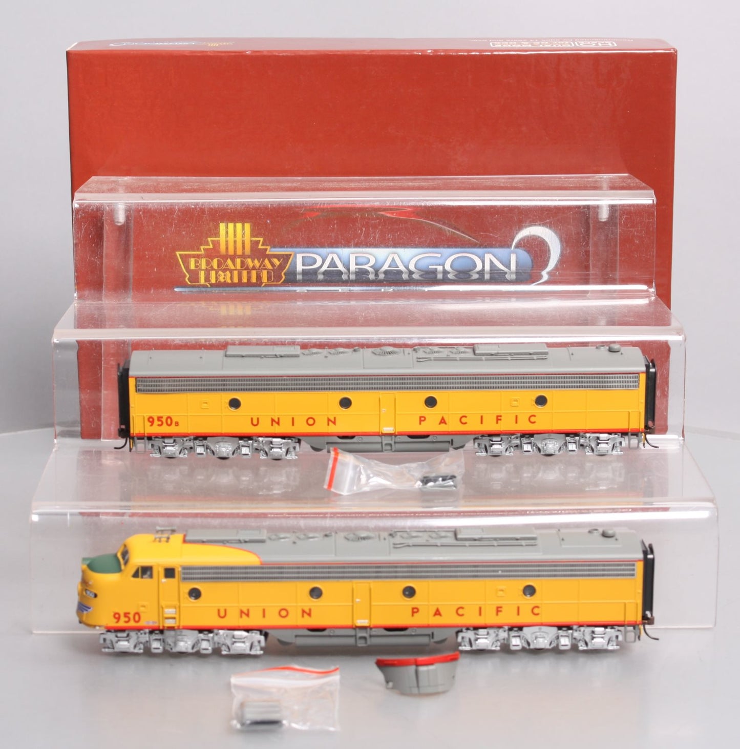 Broadway Limited 2351 HO Union Pacific EMD E8 Powered A & Dummy B #950 w/DCC