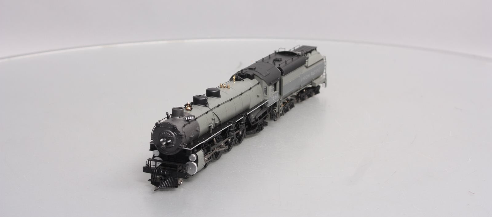 Broadway Limited 2205 HO UP Class MT-73 4-8-2 & Oil Tender w/DCC & Sound #7861