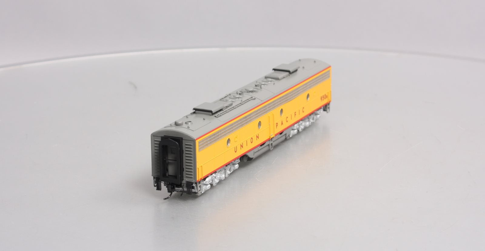 Broadway Limited 5441 HO Union Pacific EMD E9 B-Unit Diesel Loco Paragon3 #950B
