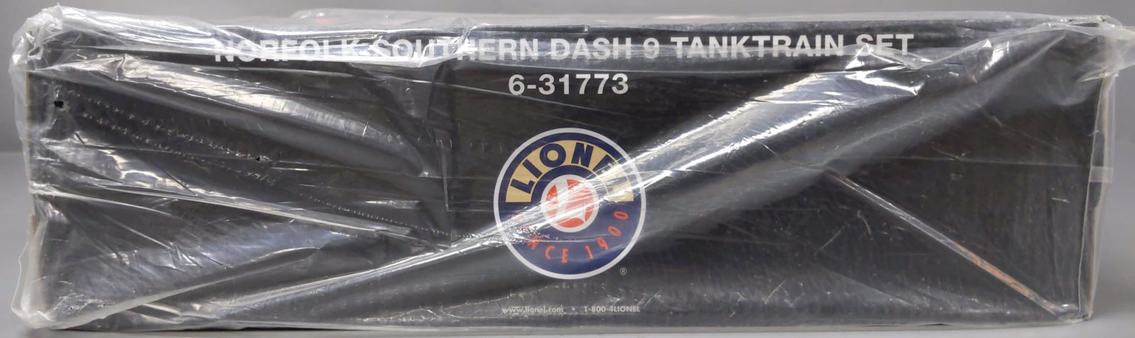 Lionel 6-31773 O Gauge Norfolk Southern Dash 9 TankTrain Diesel Train Set