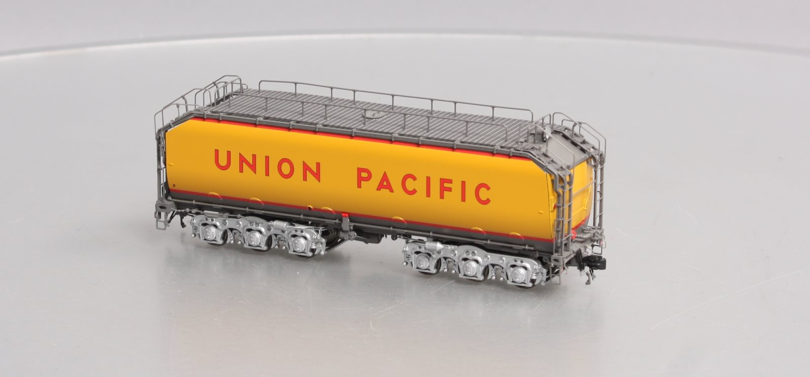 Scale Trains SXT30016 HO UP 24C Fuel Tender Un-Numbered
