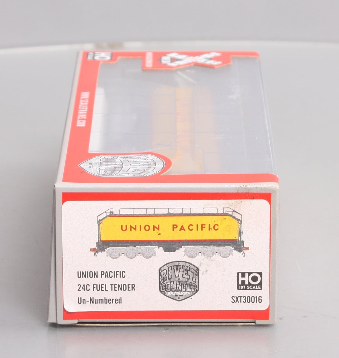 Scale Trains SXT30016 HO UP 24C Fuel Tender Un-Numbered