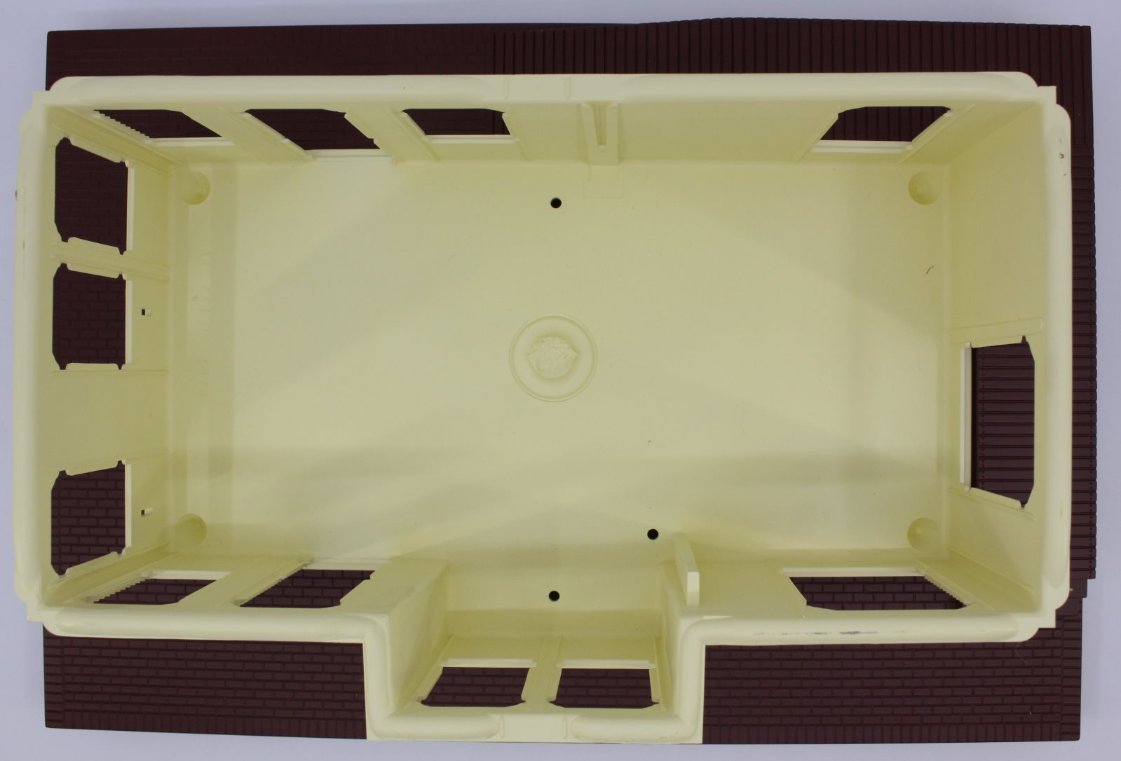 Lionel 14257-5 #133 Passenger Station House Structure with Base Assembly