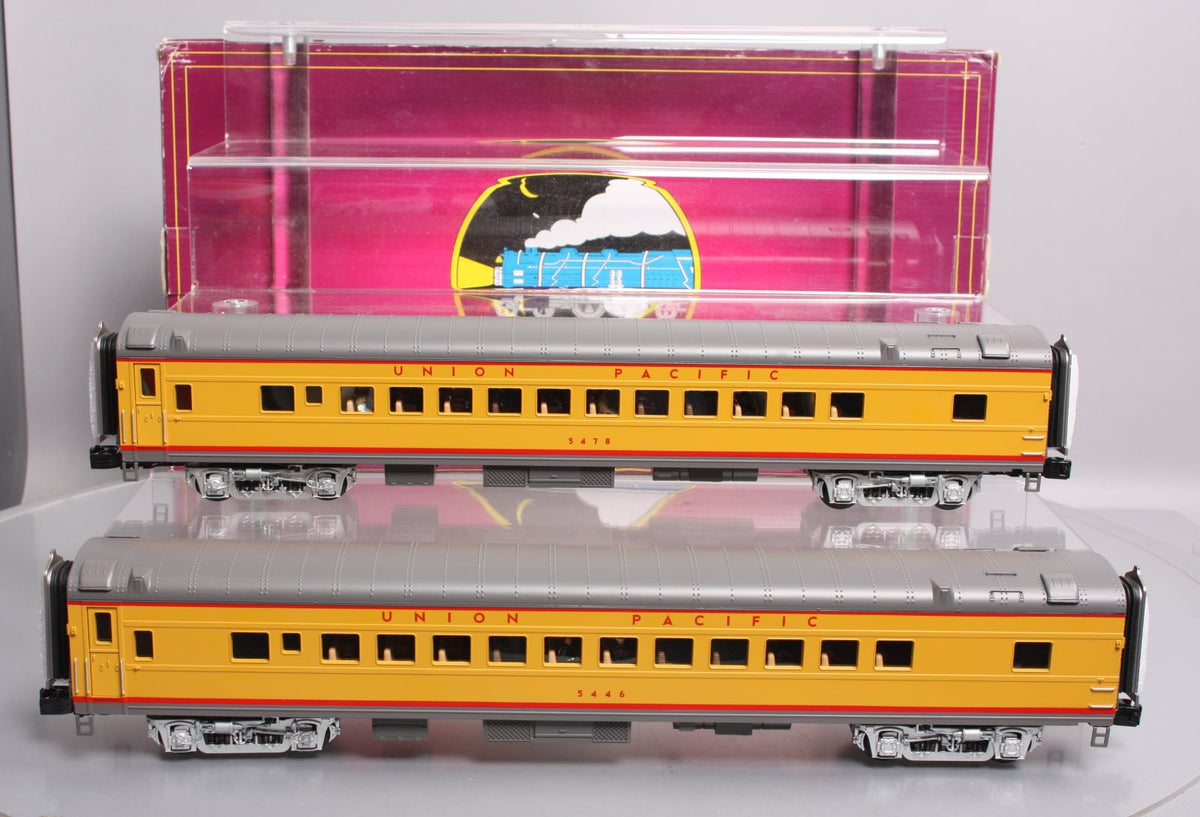 MTH 20-3579B O Union Pacific 70' Streamlined Coach Passenger Set (Set of 2) LN/Box