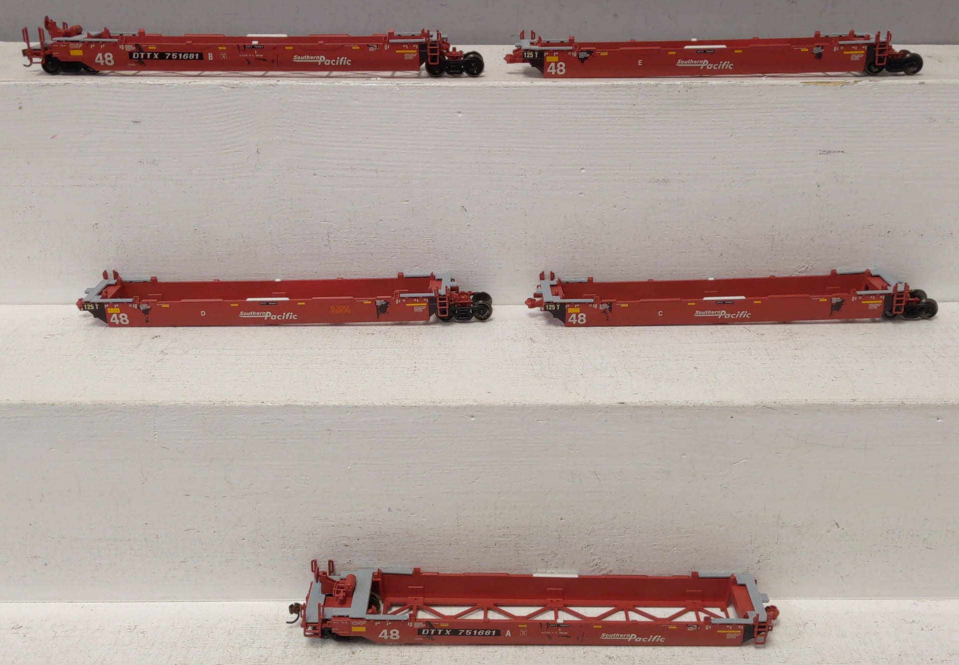 Athearn 15602 HO TTX/Patched Ex-SP Maxi III Well Car Ready-To-Run #751681 (5)