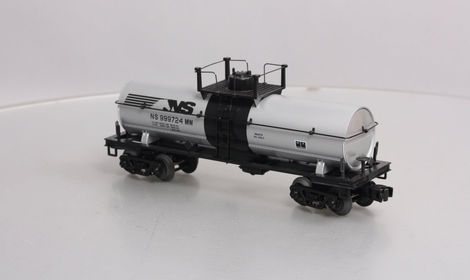 MTH 30-73324 O Gauge Norfolk Southern Tank Car