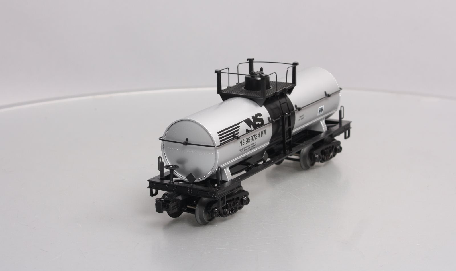 MTH 30-73324 O Gauge Norfolk Southern Tank Car