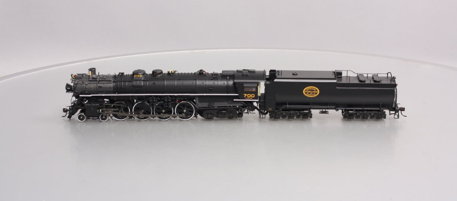 Broadway Limited 4925 HO SP&S E-1 4-8-4 Steam Locomotive Sound/DC/DCC #700