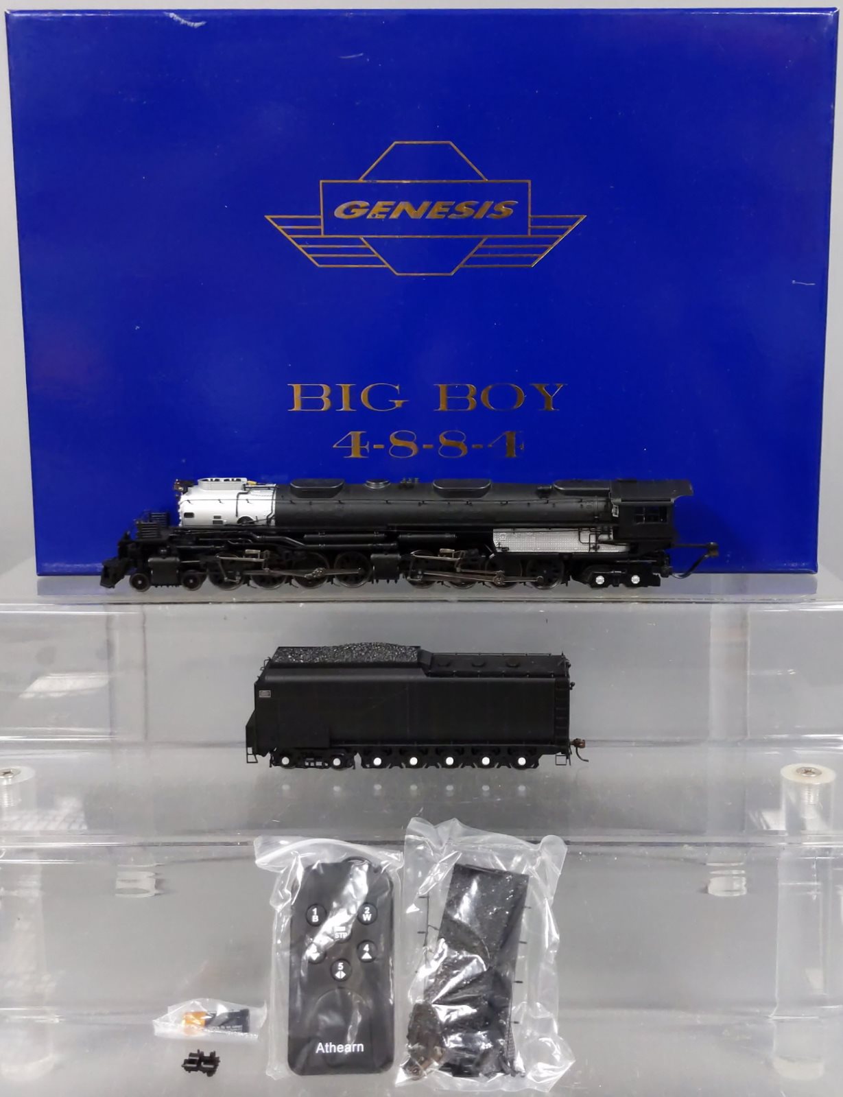 Athearn G9150 HO Unlettered 4-8-8-4 Big Boy with DCC/Sound