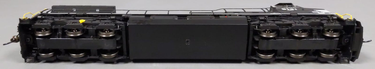 Athearn G31538 HO Norfolk Southern G2 Dash 9-44CW Diesel Locomotive #9131